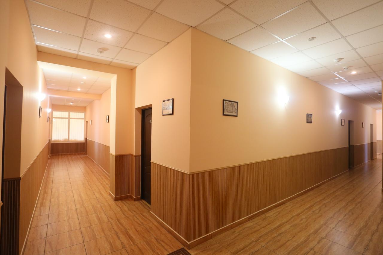 Praktik Hotel & Restaurant Береговое Экстерьер фото