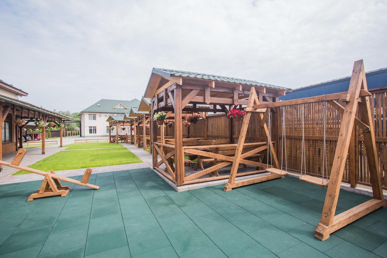 Praktik Hotel & Restaurant Береговое Экстерьер фото